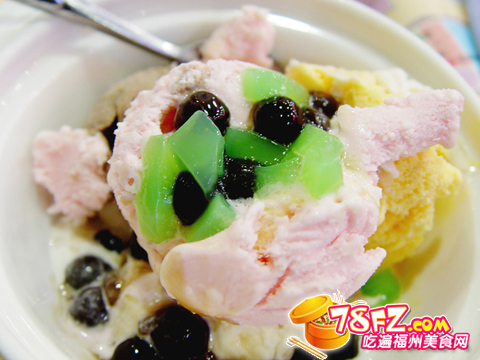 关于冰淇淋。我很好奇啊! 比如一个冰淇淋甜筒